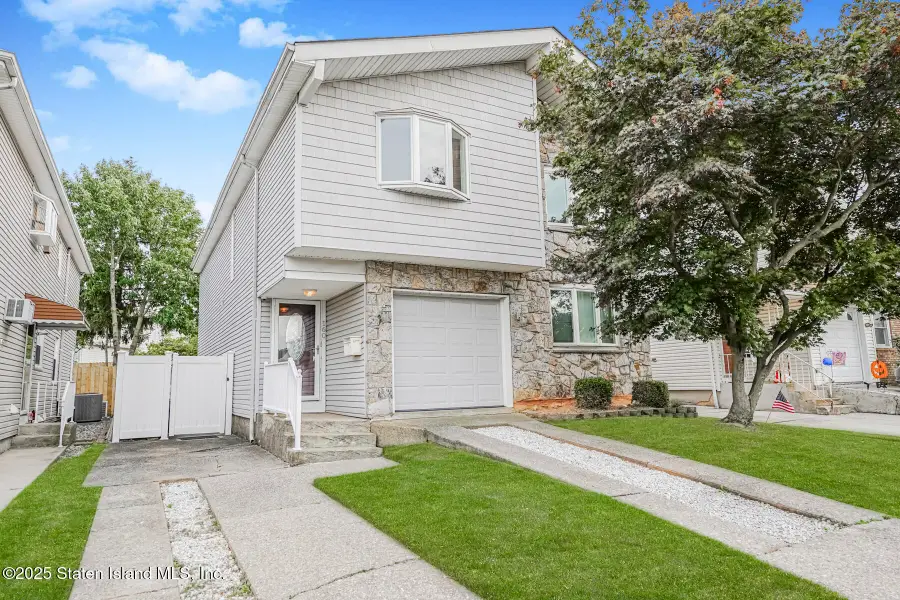 160 Serrell Avenue, Staten Island, NY 10312 - Image #2