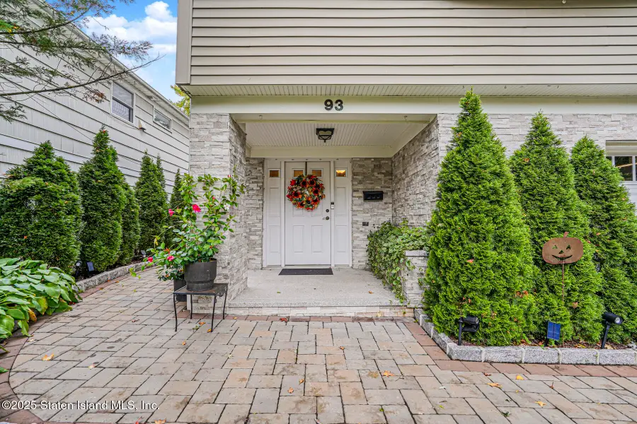 93 Wheeling Avenue, Staten Island, NY 10309 - Image #3