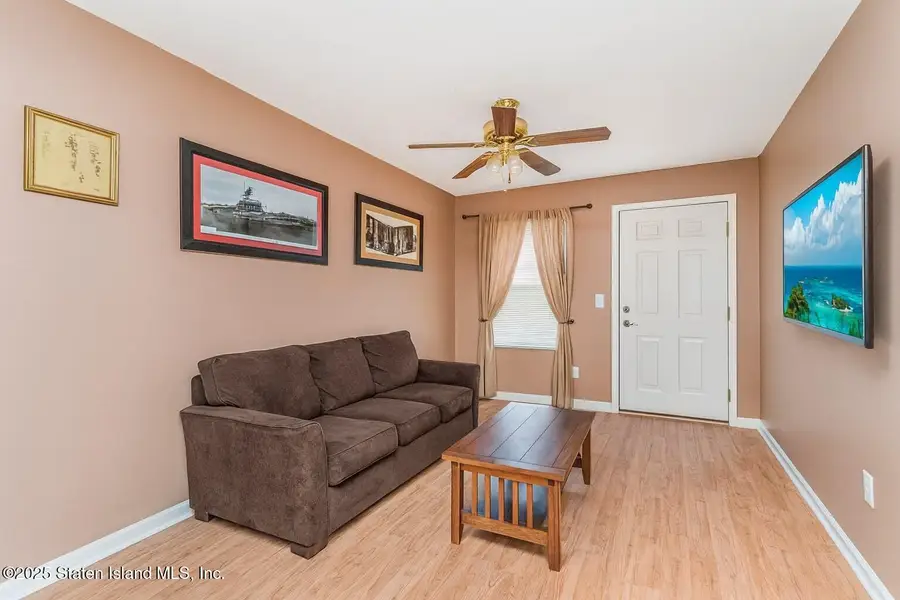 34 Jamie Ln Lane, Staten Island, NY 10312 - Image #3