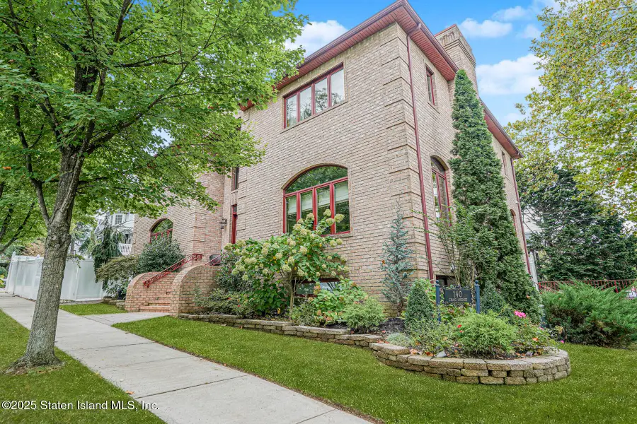 140 Craig Avenue, Staten Island, NY 10307 - Image #2