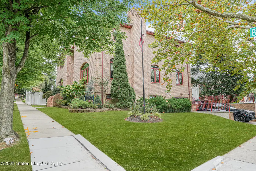 140 Craig Avenue, Staten Island, NY 10307 - Image #3