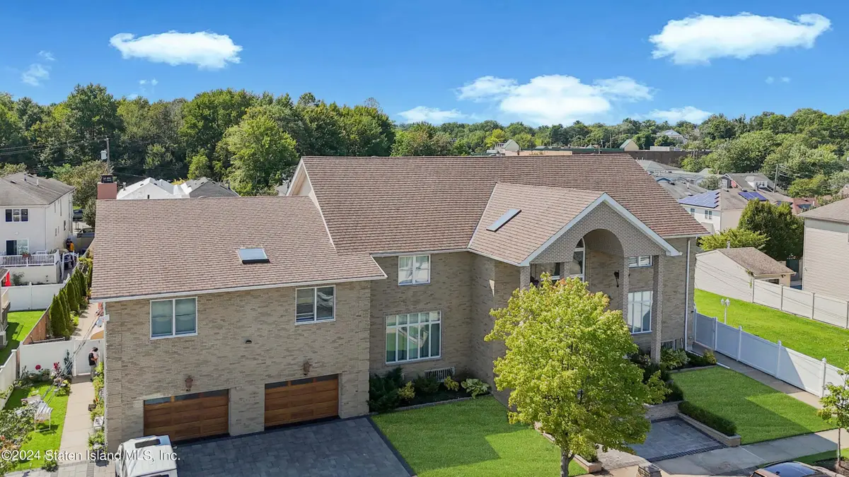 20 Cordelia Avenue, Staten Island, NY 10309 - Image #1