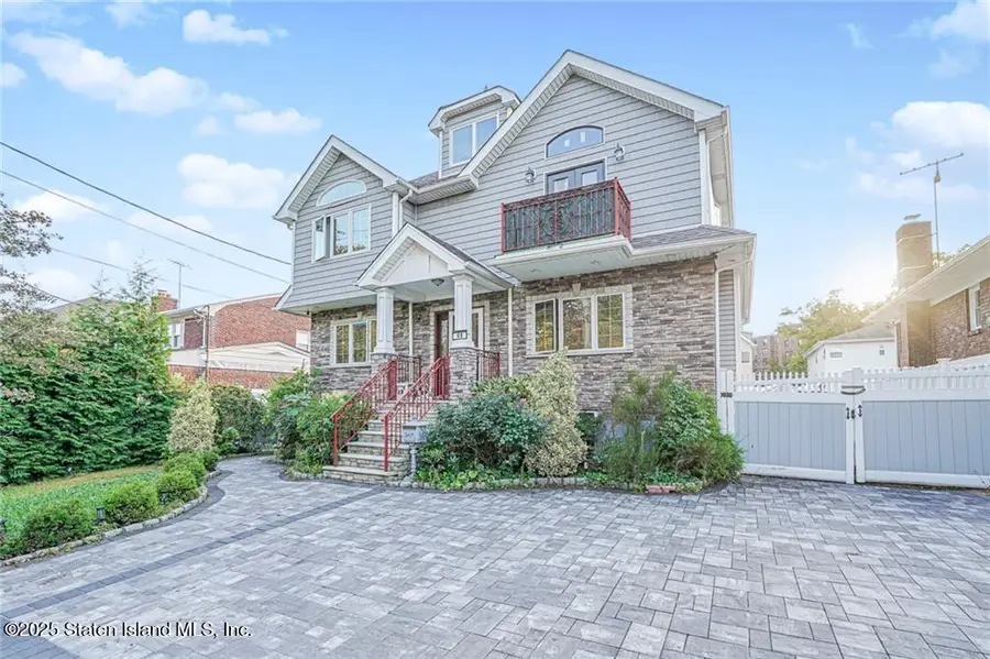 68 Kensington Avenue, Staten Island, NY 10305 - Image #2