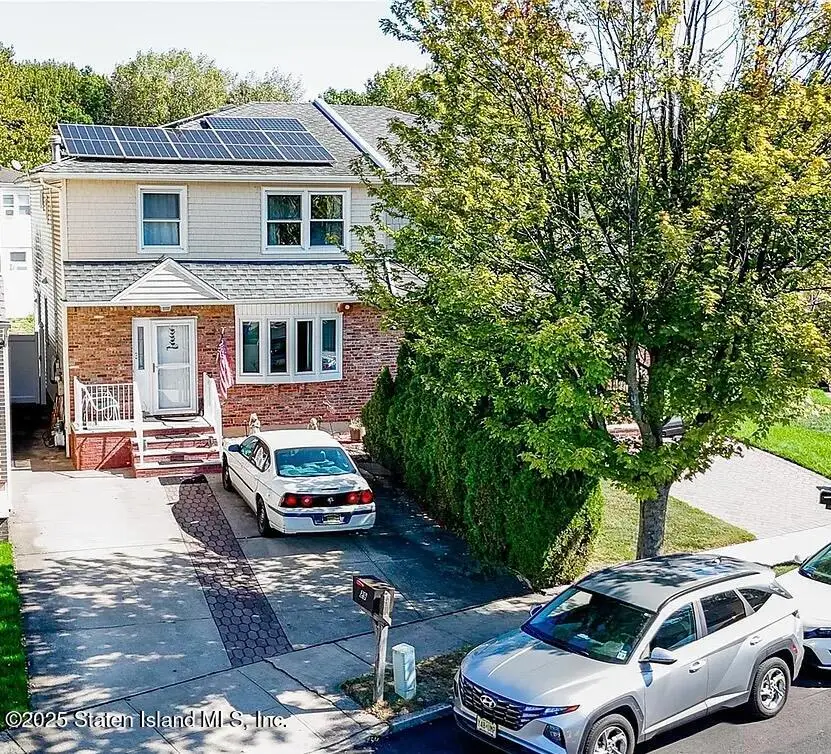 29 Ashwood Court Court, Staten Island, NY 10308 - Image #1