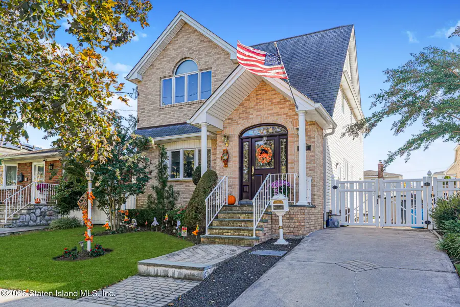 174 Barbara Street, Staten Island, NY 10306 - Image #2