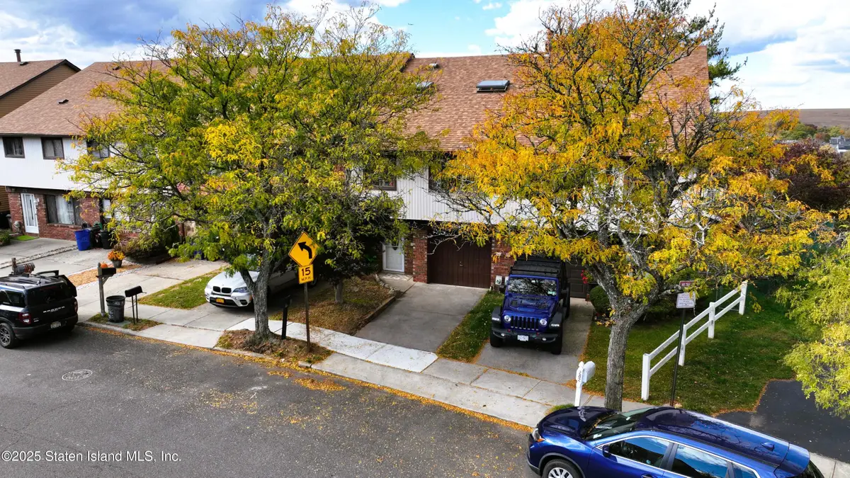 280 Rolling Hill Green, Staten Island, NY 10312 - Image #1