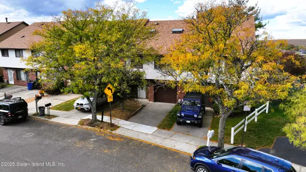 280 Rolling Hill Green, Staten Island, NY 10312