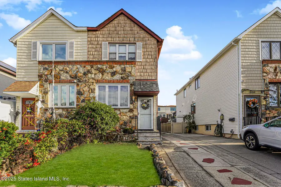 457 Jefferson Avenue, Staten Island, NY 10306 - Image #2