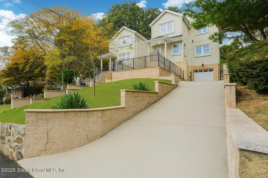 70 Cedar Terrace, Staten Island, NY 10304 - Image #3