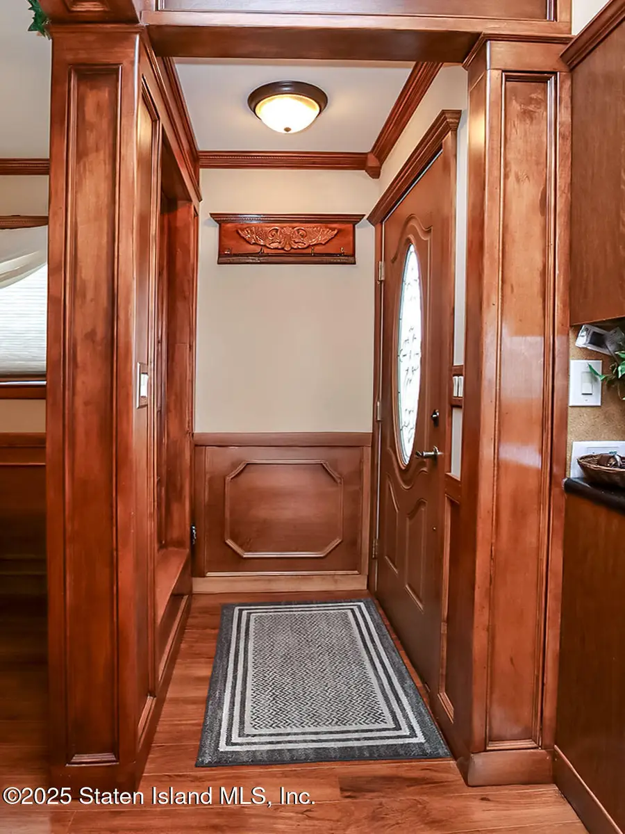 138 Foxbeach Avenue, Staten Island, NY 10306 - Image #3