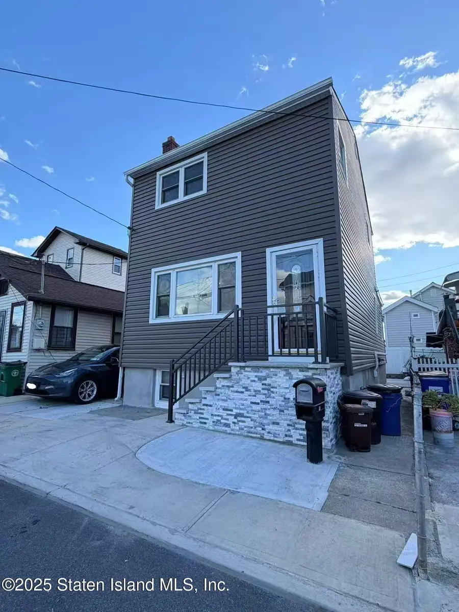 30 Seafoam Street, Staten Island, NY 10306 - Image #2