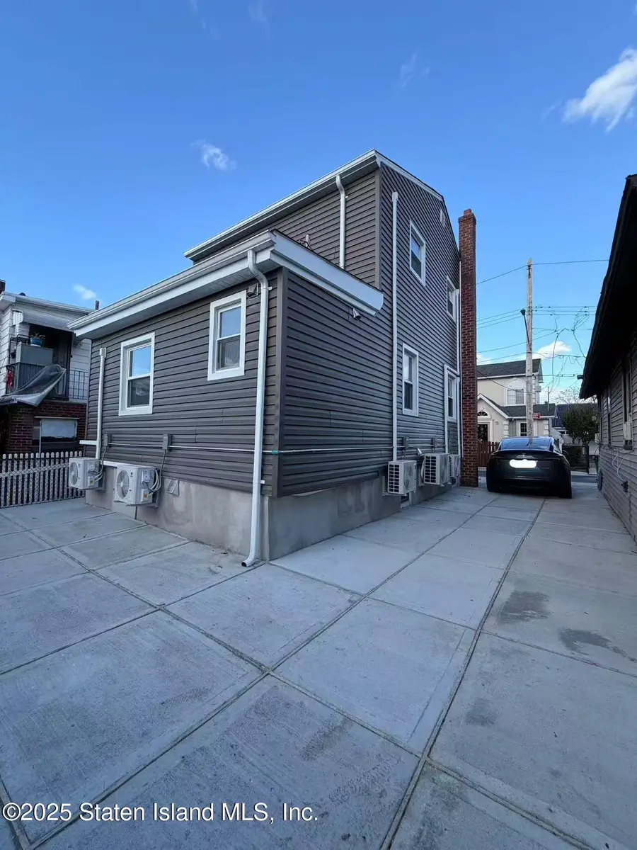 30 Seafoam Street, Staten Island, NY 10306 - Image #3