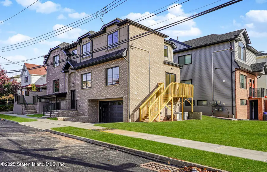 9 Massachusetts Street, Staten Island, NY 10307 - Image #2