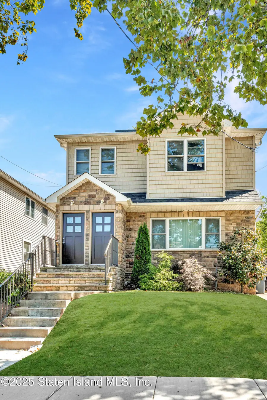 428 Virginia Avenue, Staten Island, NY 10305 - Image #2