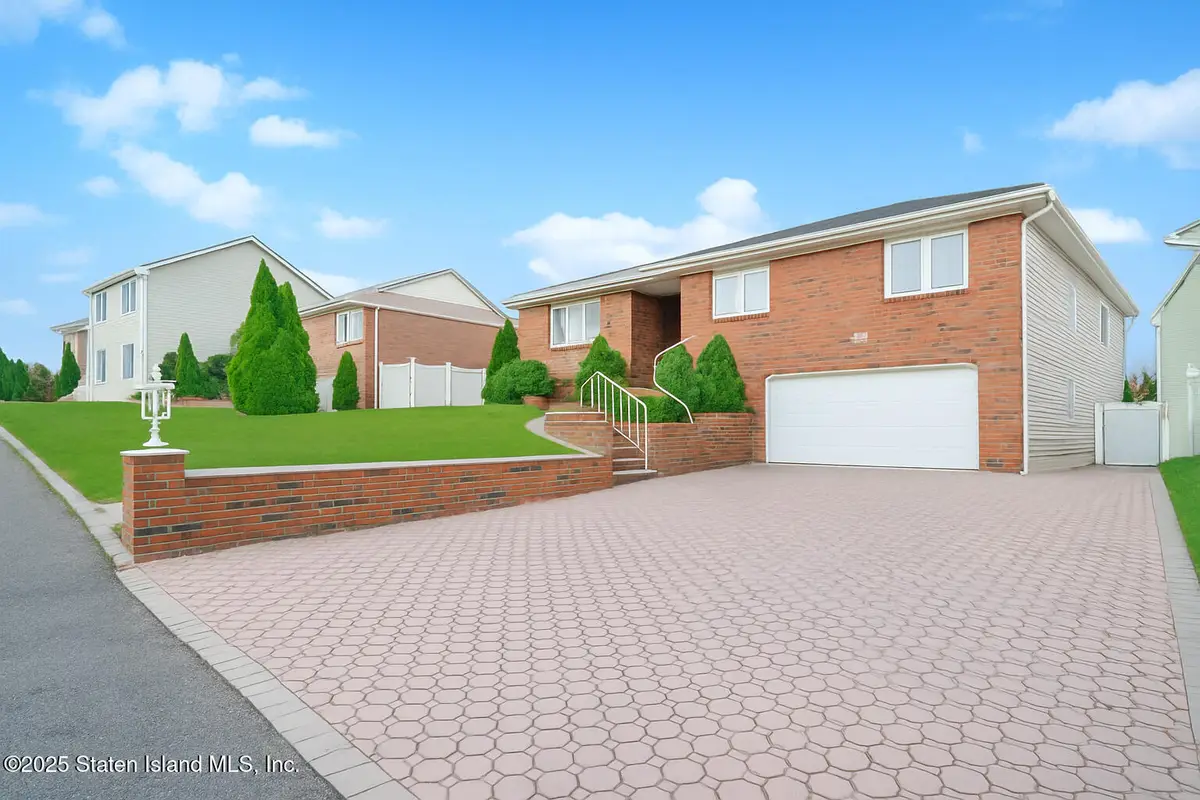 41 Witteman Place, Staten Island, NY 10301 - Image #1