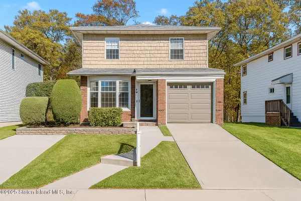 40 Dewey Ave. Avenue, Staten Island, NY 10308
