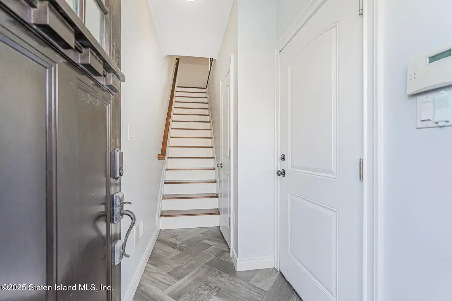 214 Roman Avenue, Staten Island, NY 10314 - Image #3