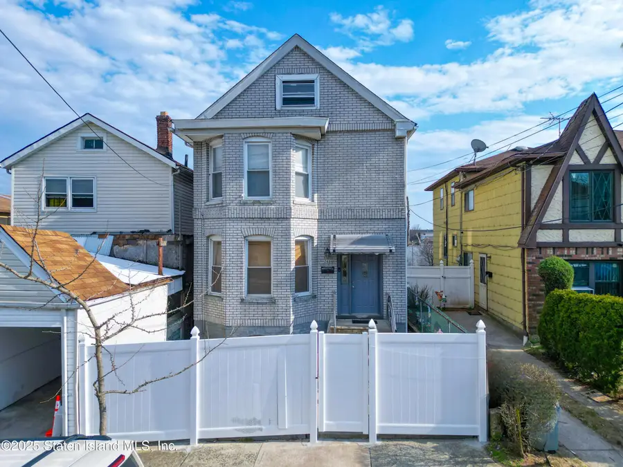 146 Cedar Avenue, Staten Island, NY 10305 - Image #2