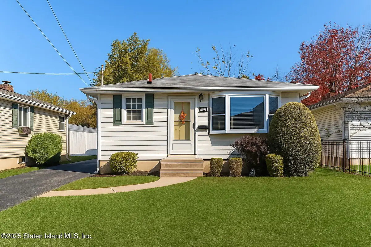 349 Mill Road, Staten Island, NY 10306 - Image #1