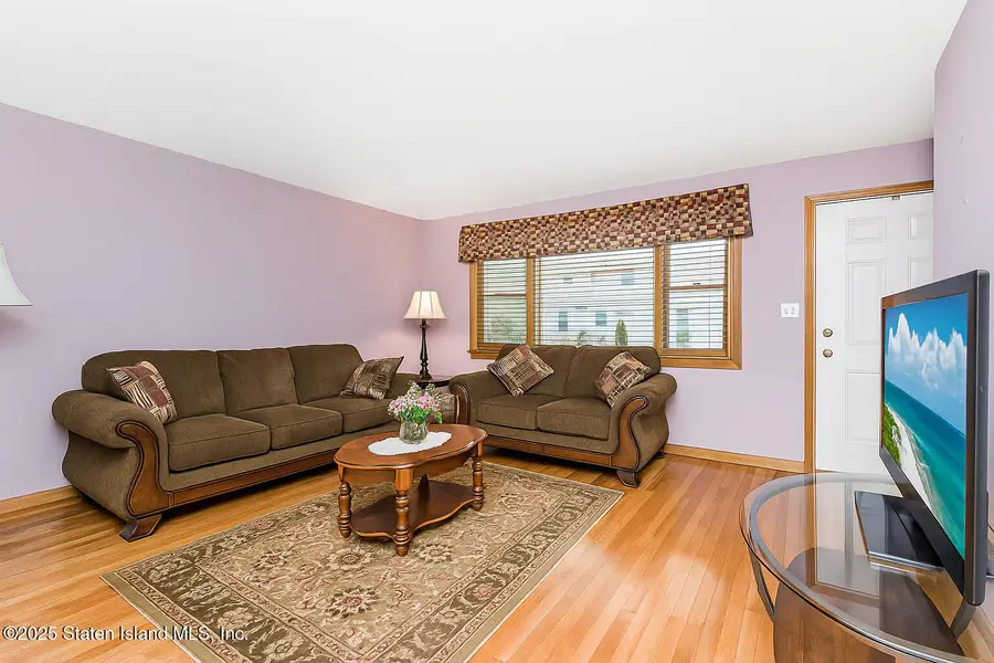 349 Mill Road, Staten Island, NY 10306 - Image #2