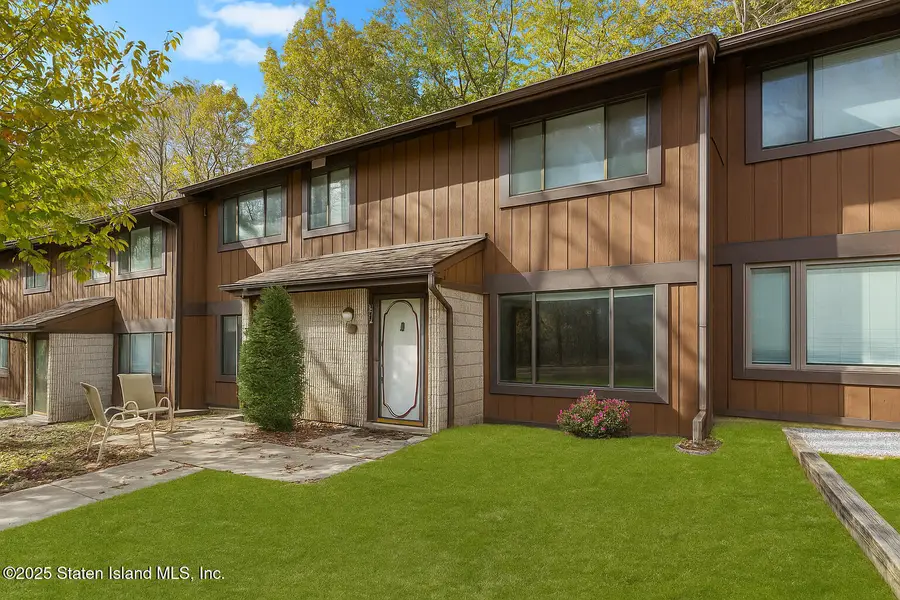 74 Belmar Drive W, Staten Island, NY 10314 - Image #2