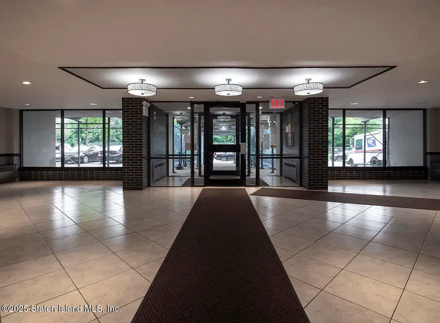 20 Cliff Street #8l, Staten Island, NY 10305 - Image #3