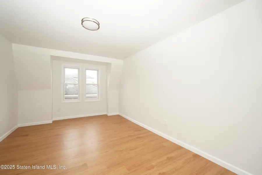 118 Winham Avenue, Staten Island, NY 10306 - Image #3