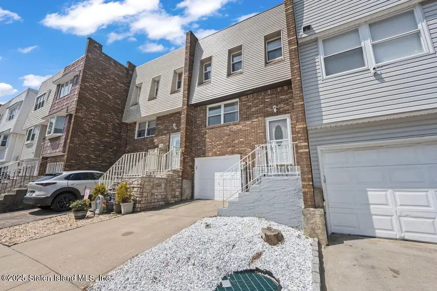 12 Yucca Drive, Staten Island, NY 10312 - Image #3