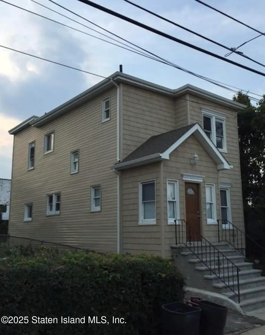 12 Maple Avenue, Staten Island, NY 10302 - Image #2