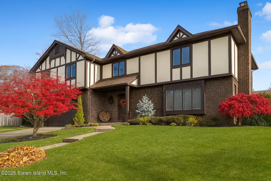 159 Aspinwall Street, Staten Island, NY 10307 - Image #2