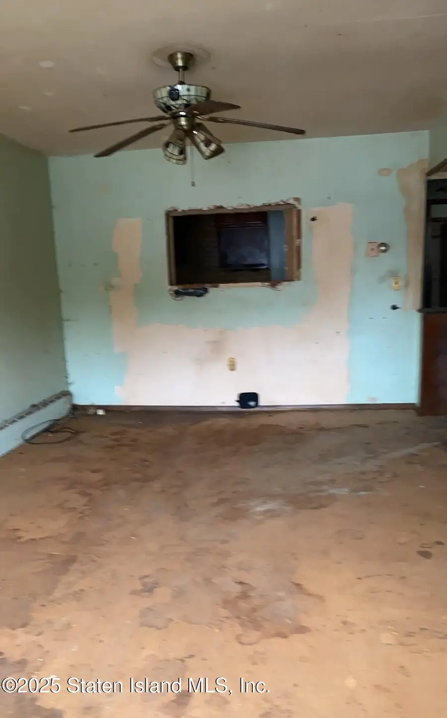 338 Clifton Avenue, Staten Island, NY 10305 - Image #2