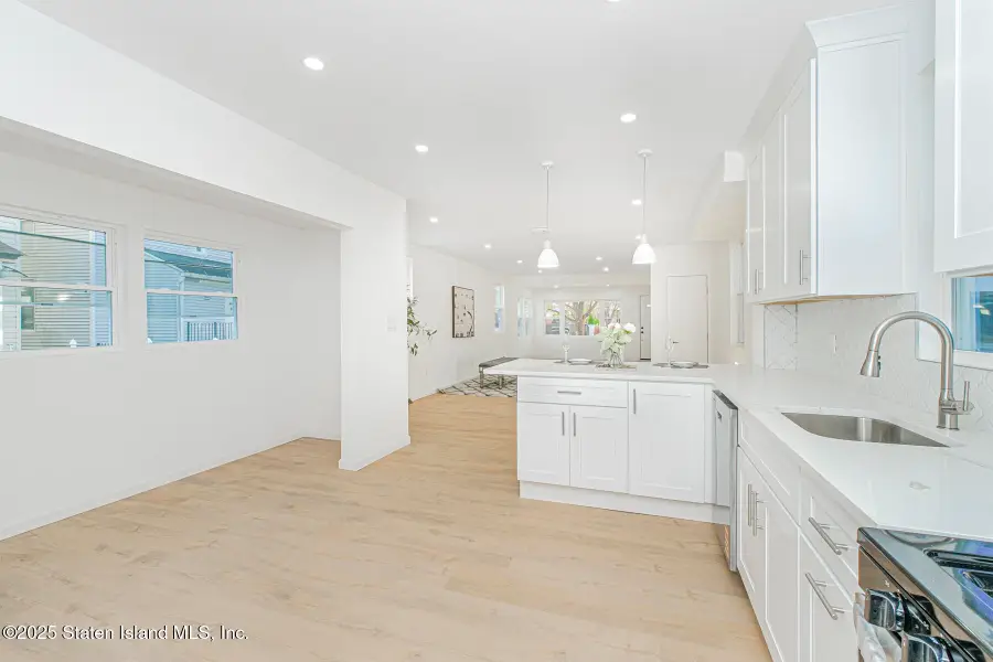 11 Laforge Avenue, Staten Island, NY 10302 - Image #3