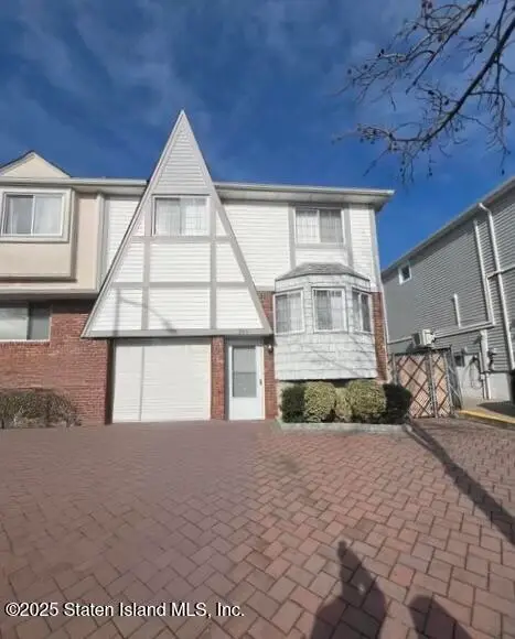 301 Monahan Avenue, Staten Island, NY 10314 - Image #1