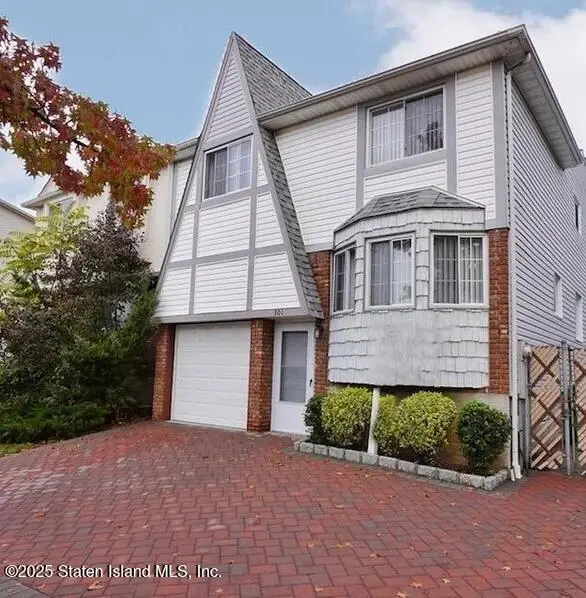 301 Monahan Avenue, Staten Island, NY 10314 - Image #2
