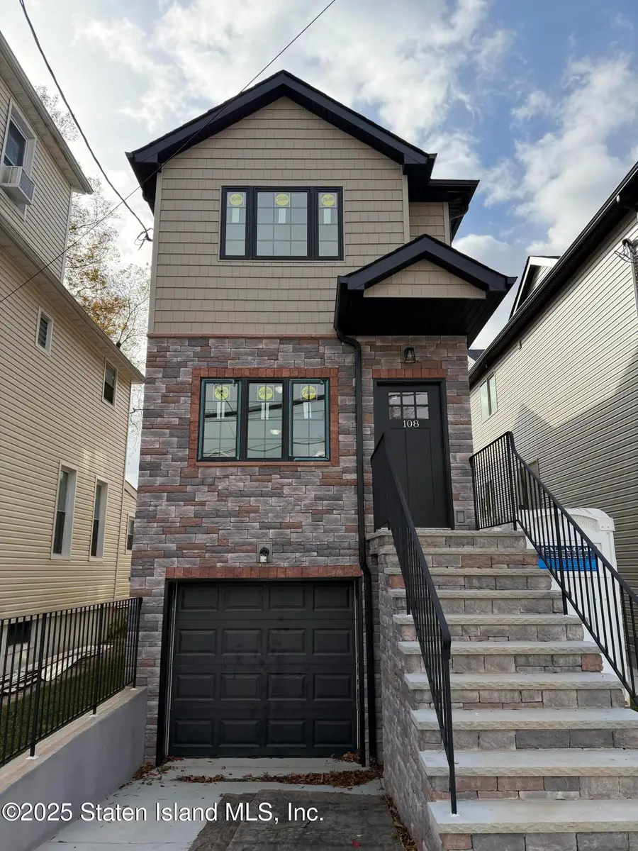 108 Burke Avenue, Staten Island, NY 10314 - Image #3