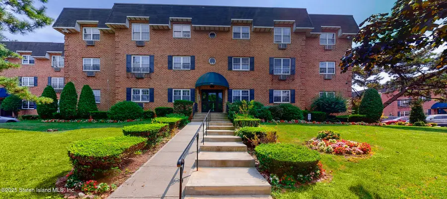 392 Maryland Avenue #2b, Staten Island, NY 10305 - Image #2
