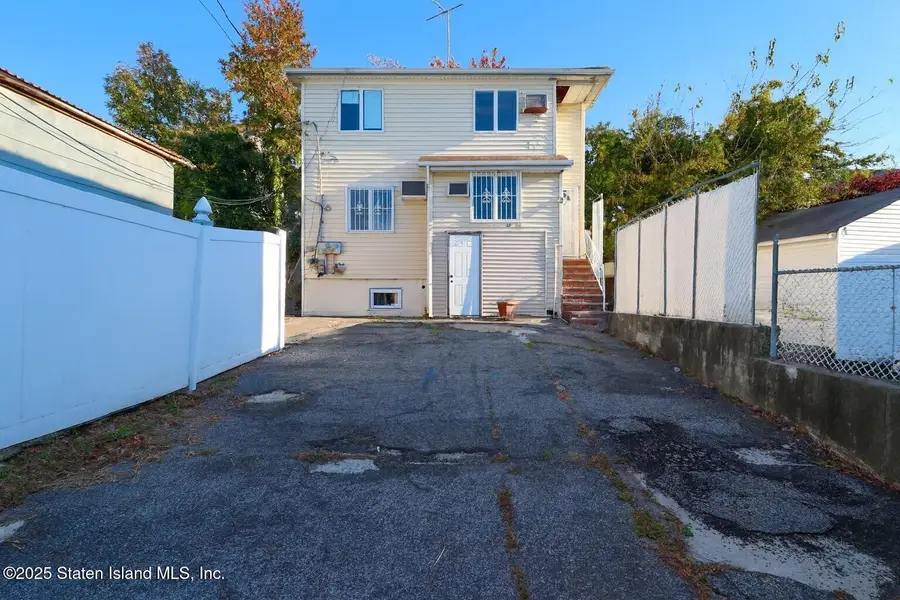 4664 Amboy Road, Staten Island, NY 10312 - Image #2