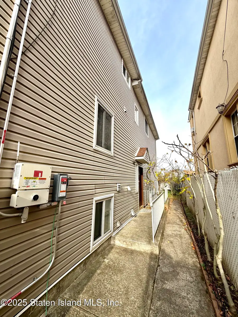 357 Cromwell Avenue, Staten Island, NY 10305 - Image #2