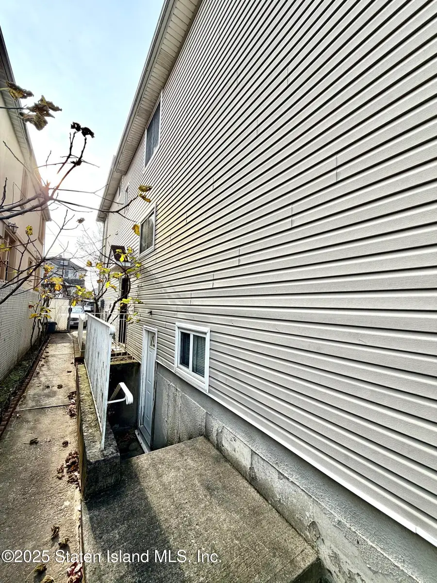 357 Cromwell Avenue, Staten Island, NY 10305 - Image #3