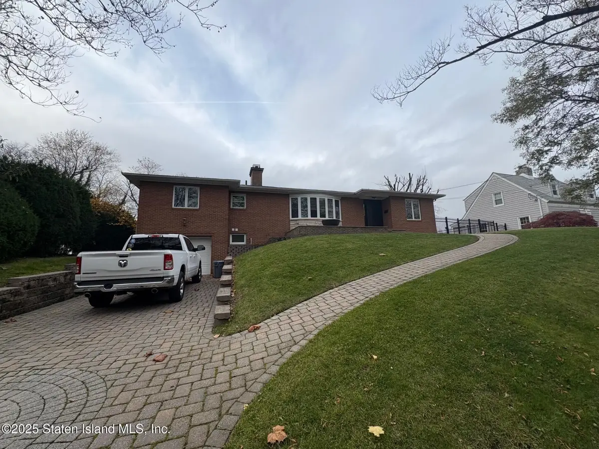 24 Ward Avenue, Staten Island, NY 10304 - Image #1