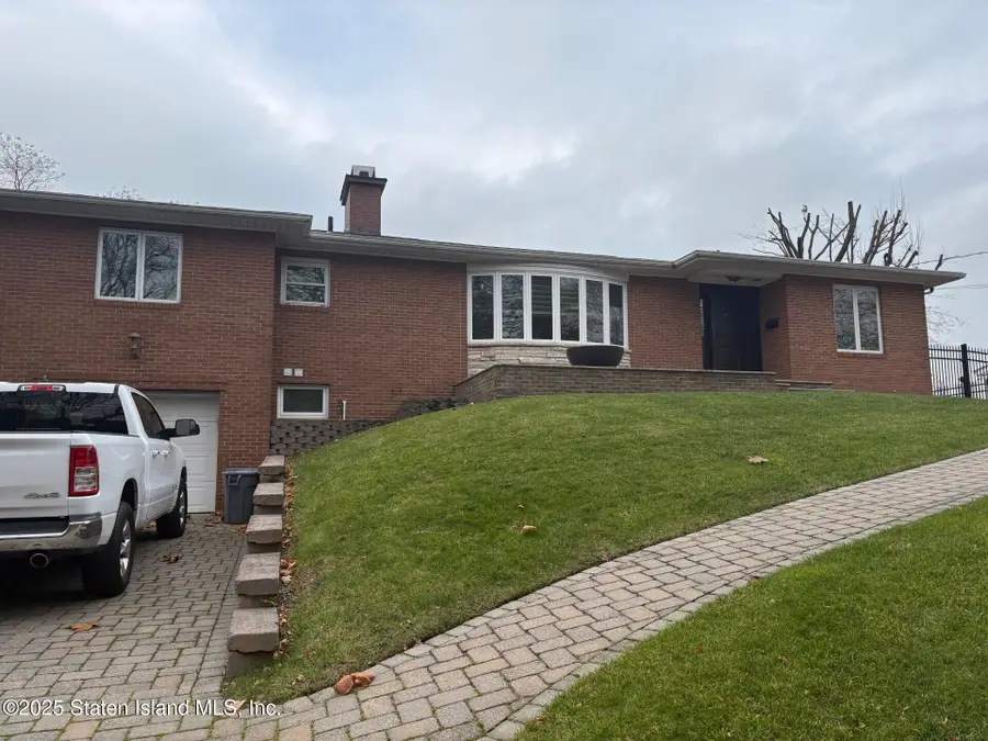 24 Ward Avenue, Staten Island, NY 10304 - Image #2
