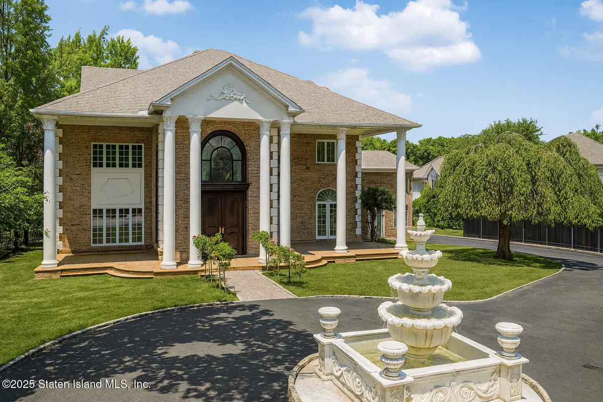 289 Ocean Terrace, Staten Island, NY 10301 - Image #1