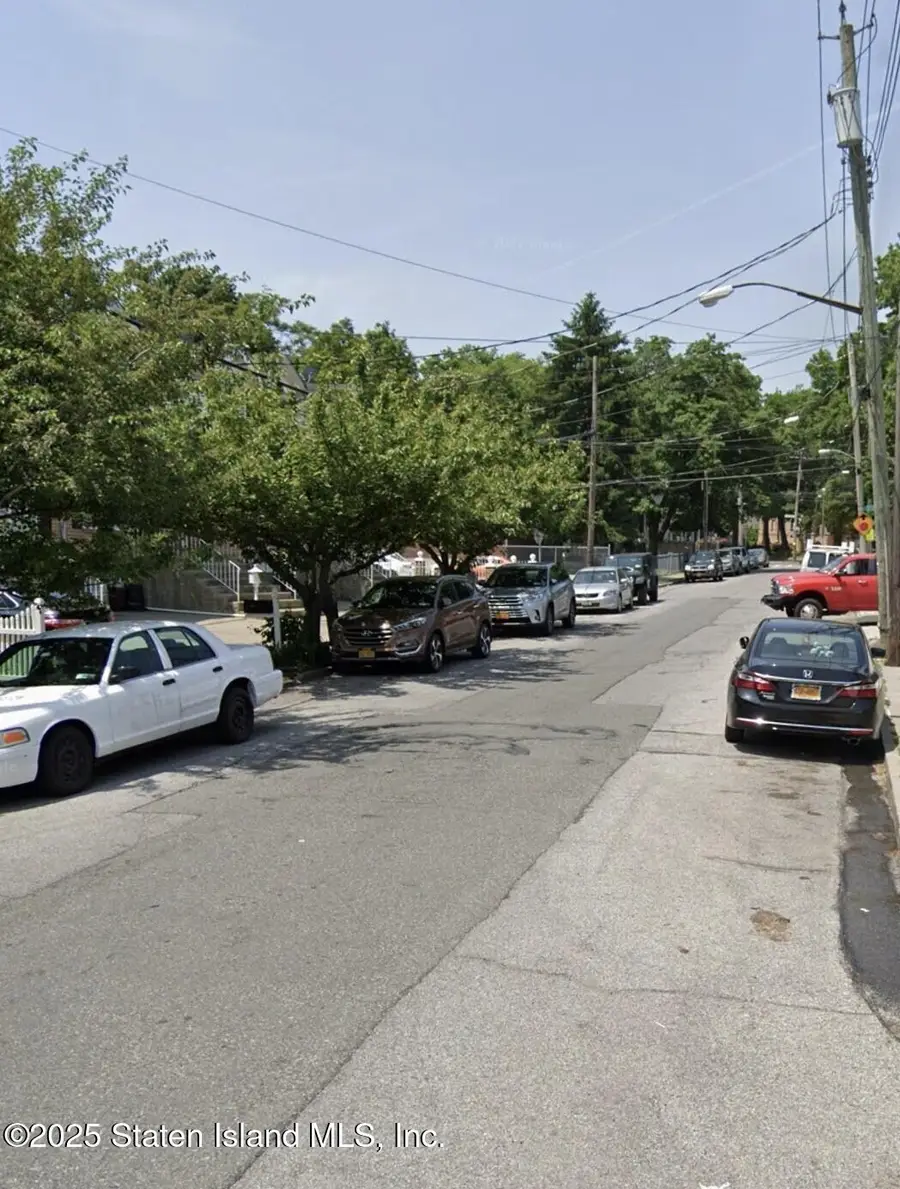 4 Avenue B, Staten Island, NY 10302 - Image #3