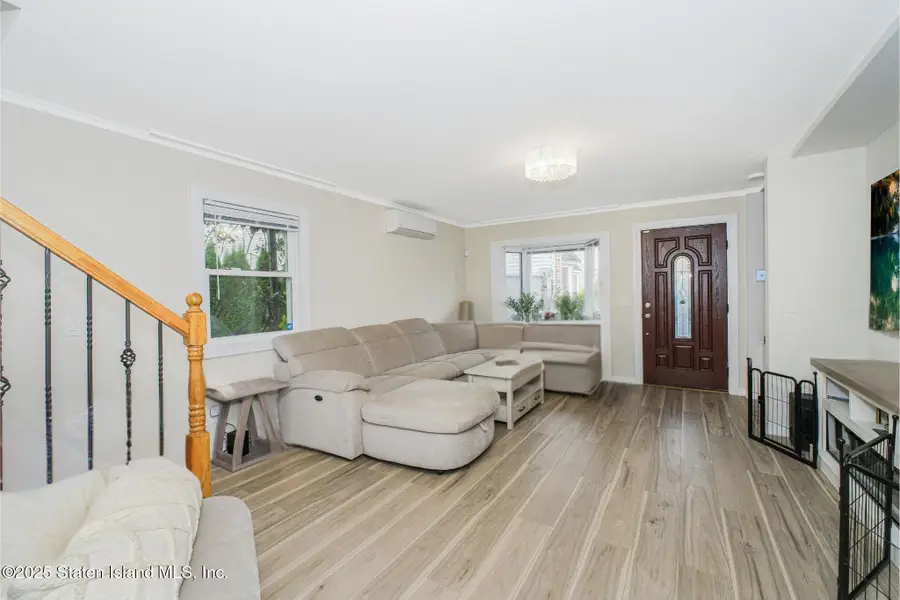 18 Atmore Place, Staten Island, NY 10306 - Image #2