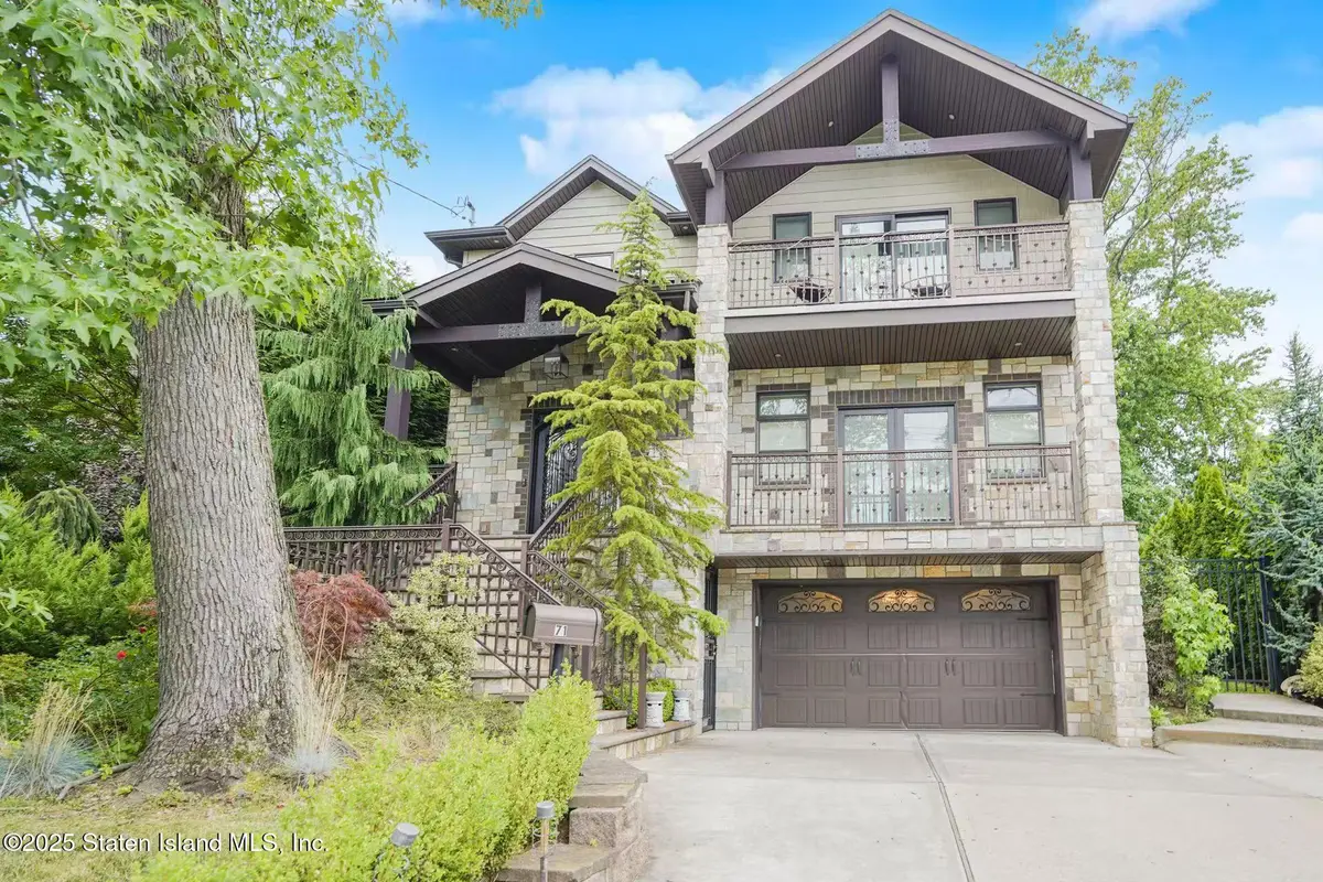 71 Grandview Terrace, Staten Island, NY 10308 - Image #1