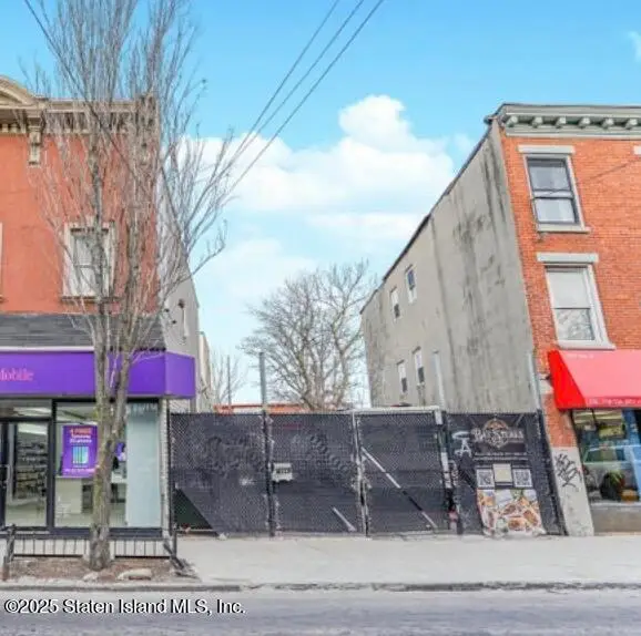 591 Bay Street, Staten Island, NY 10304