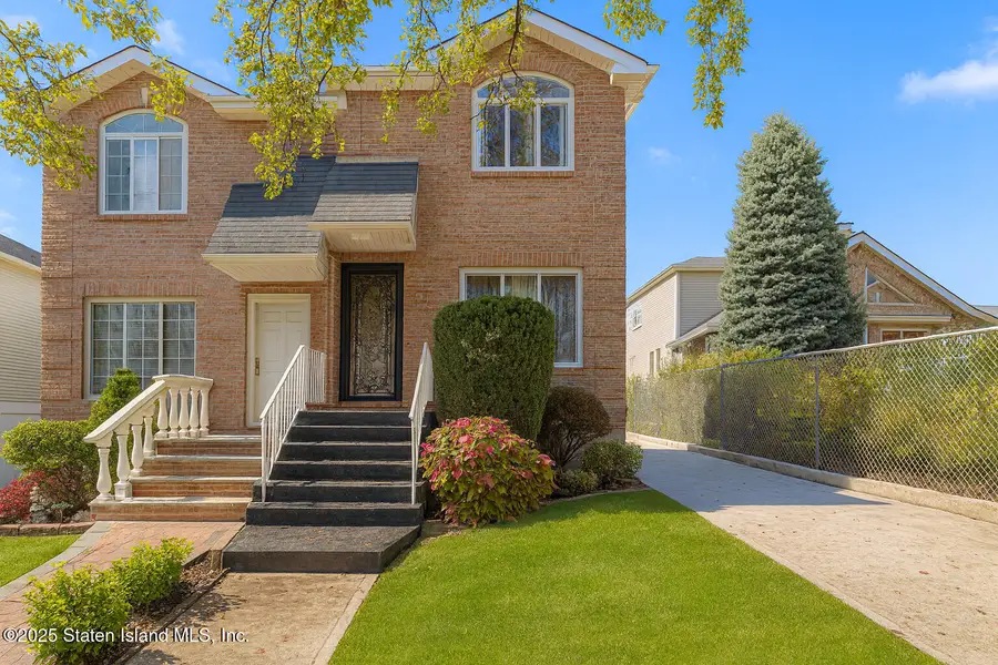 29 Diaz Street, Staten Island, NY 10305 - Image #2