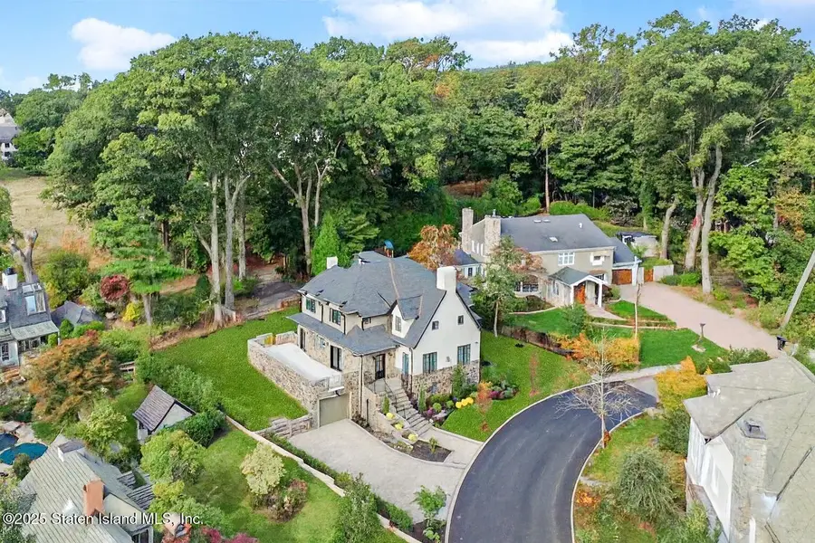 91 West Entry Road, Staten Island, NY 10304 - Image #3