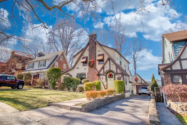 58 Conyingham Avenue, Staten Island, NY 10301