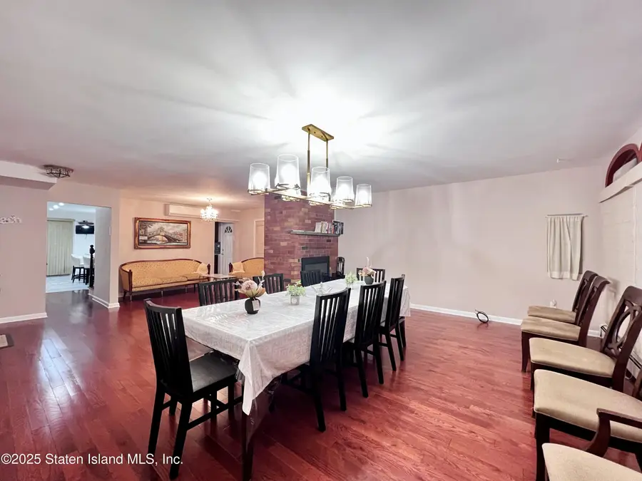 194 Beach 132nd Street, Queens, NY 11694 - Image #2